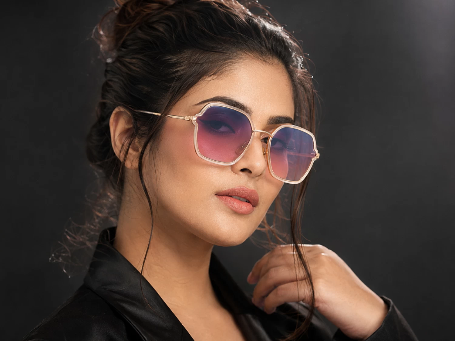 PRSR Blue-to-Pink Gradient Woman Sunglass (PS1016 W 58)